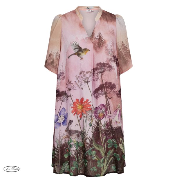 Nuforest dress pink lady