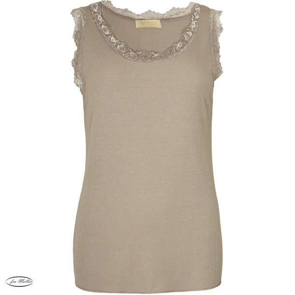 OFELIA Issa top latte