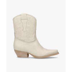 Phenumb Cowboystvle Nellie 