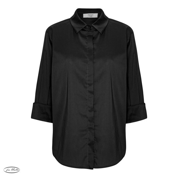Norma shirt black