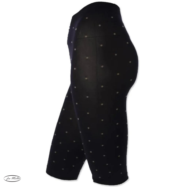 A MOI Agnes black dot shorts