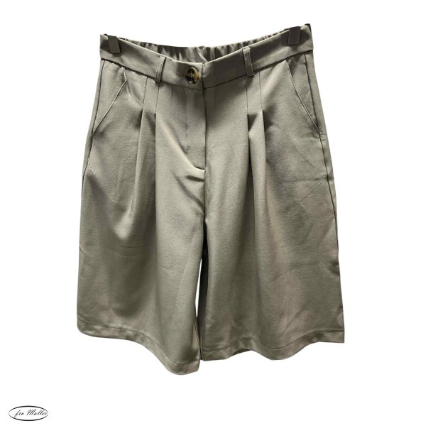 ByLund Nikki shorts taupe